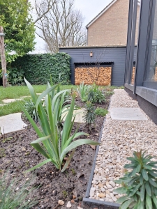 Een tijdloze en landschappelijke gezinstuin in Buurt Park Veursehout, Leidschendam-Voorburg